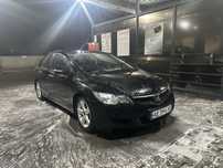 Honda Civic 1.8 Автомат газ/бензин