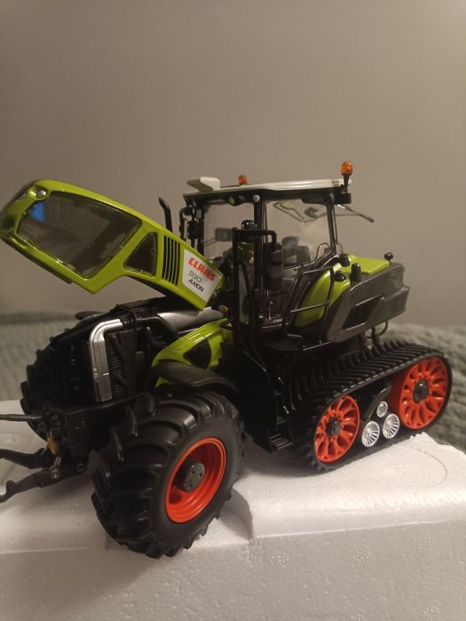 Claas axion 930, моделька для колекціонування