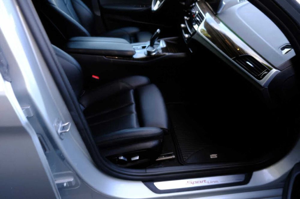 BMW 5 Series 530i xDrive      2019