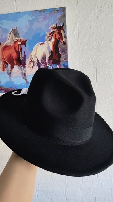 Nowy kapelusza damski jeden rozmiar czarny elegancki