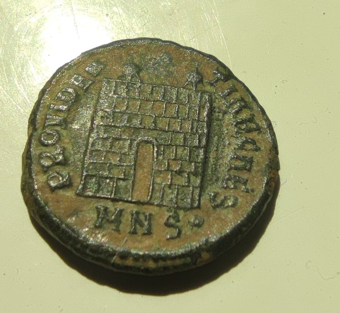 Stara moneta Rzym brąz Constantine Follis II 325-326 AD Nikomedii MNS