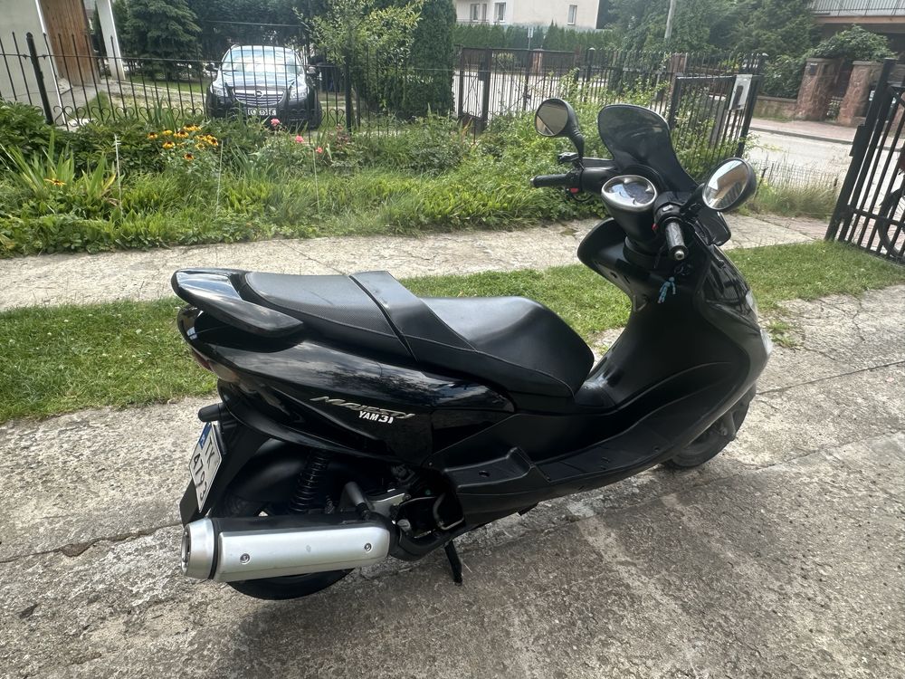 Yamaha majesty 125