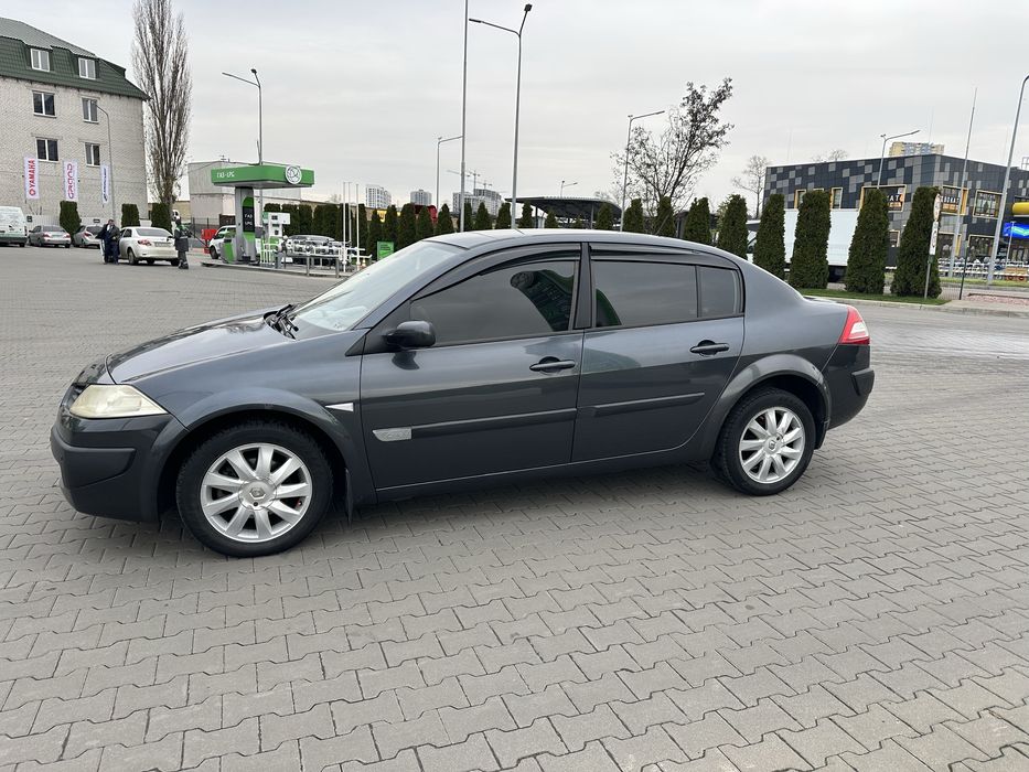 Рено Меган 1.6 автомат газ