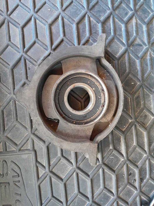 Підвісний підшипник для Mercedes 508/608