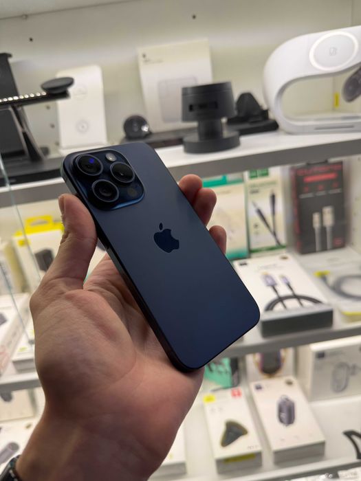 iPhone 15 Pro 256gb Blue Titanium