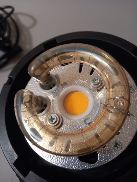 Спалах Jindei DPX 600 дж