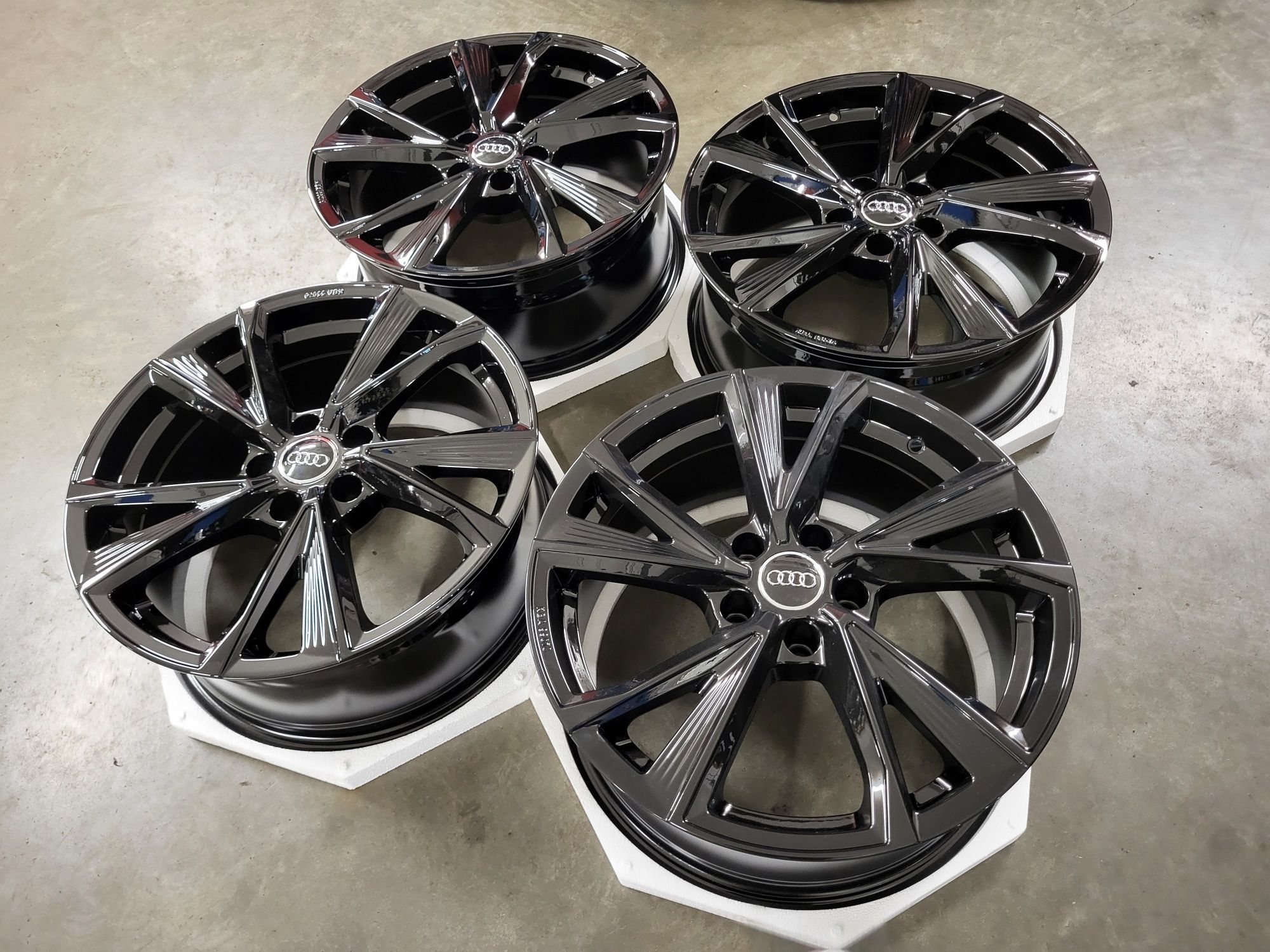 Alufelgi 18" 5x112 ET35 Audi A4 B9 B8 A6 C8 C7 C6 Q5 Q3  Q2 !