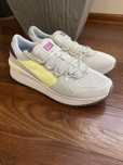 Buty sportowe Asics onitsuka tiger r.9 (40,5)