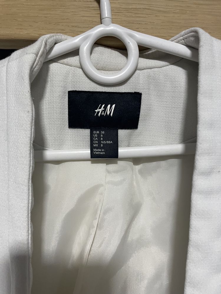 Biały żakiet H&M