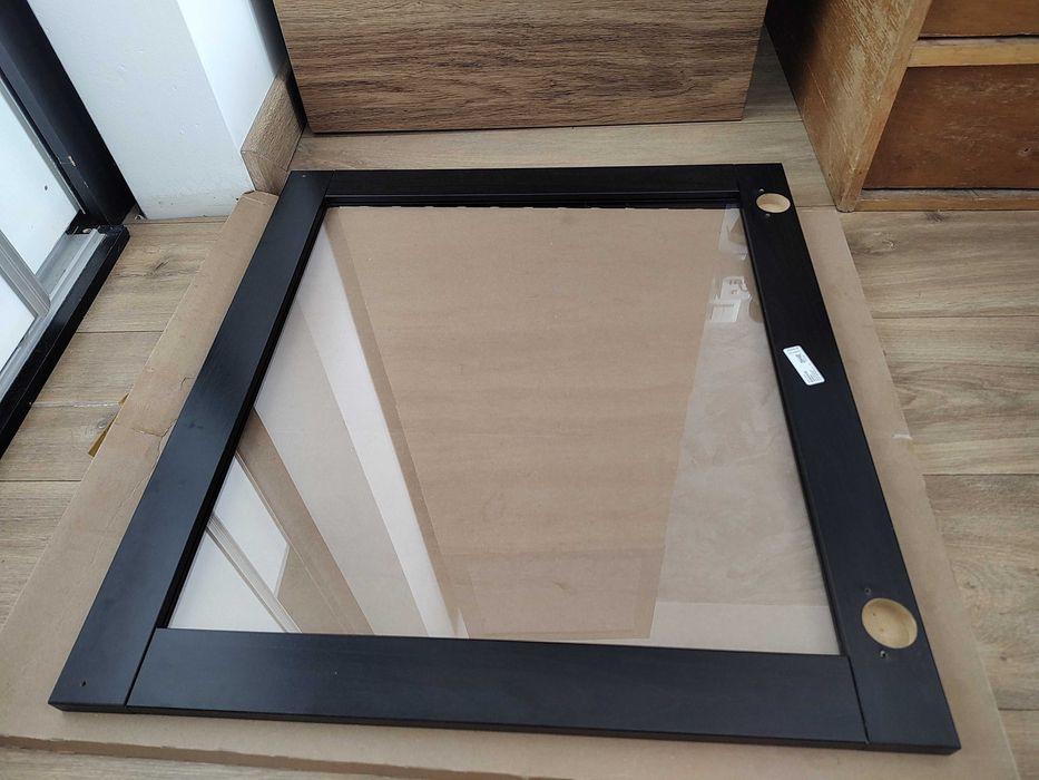 Szklany front Ikea Sindvik 20564  czarna ramka