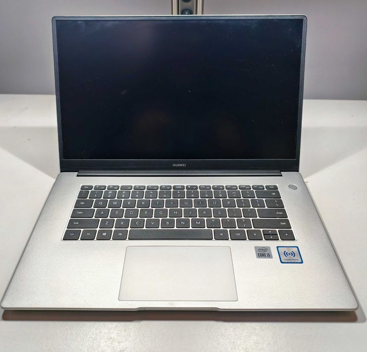 Huawei MateBook D 15 15,6 " Intel Core i5 16 GB / 512 GB srebrny