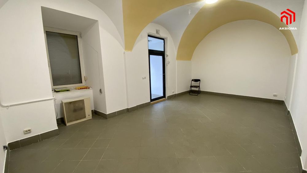 Оренда комерційного приміщення біля ратуші