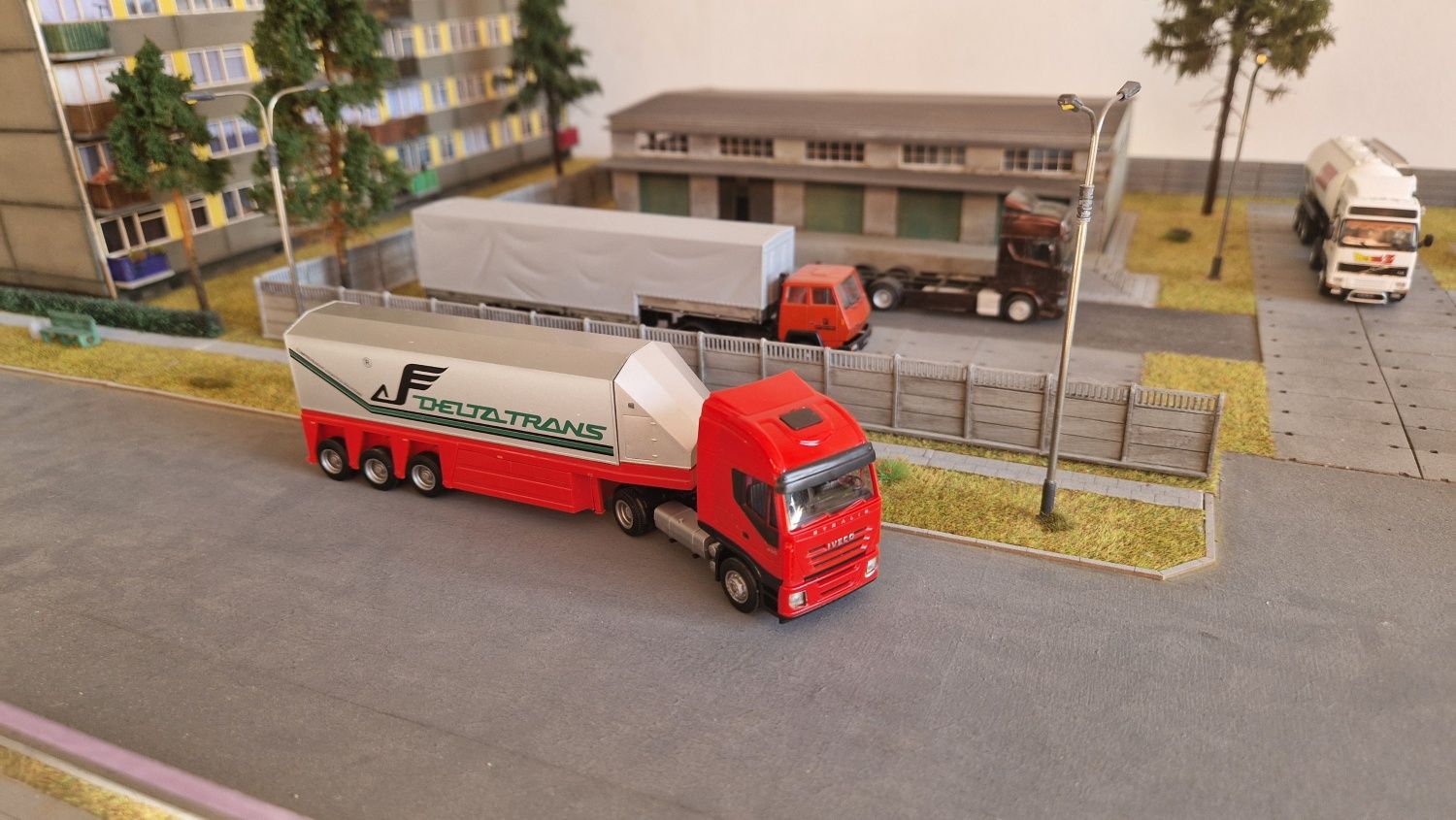 Sprzedam Iveco DeltaTrans 1:87, AWM, Polonik