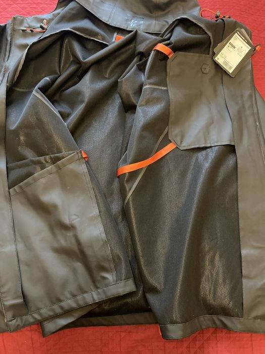 Storm Helly Hansen 70283 Kurtka przeciwdeszczowa typu sztormiak