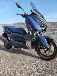 Yamaha X-MAX 300 Particular