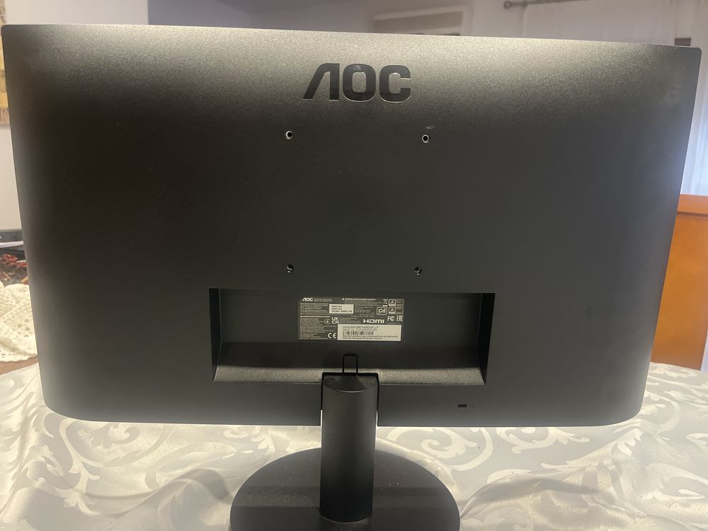 Monitor gaming noc