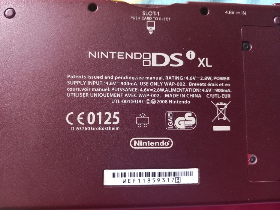 Nintendo DSi XL consola