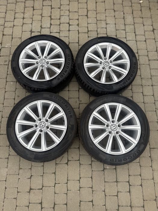 Колеса Volkswagen Passat 215/55/r17 5/112 Диски r17 VW (0070)