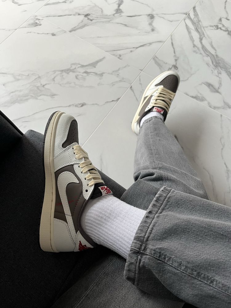 Jordan 1 Low OG SP Travis Scott Reverse Mocha