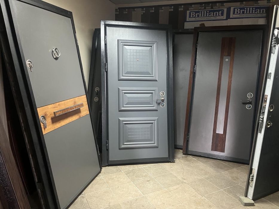 Двері вхідні Броньовані РОЗПРОДАЖ