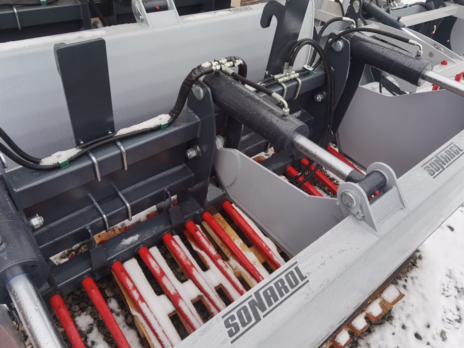 Wycinak szczękowy kiszonki do 2,0m OD RĘKI SONAROL do JCB