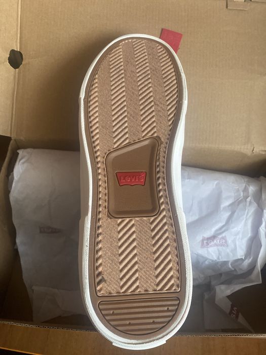 Чоловічі кеди низькі Levi's (розмір 43) Коричневі