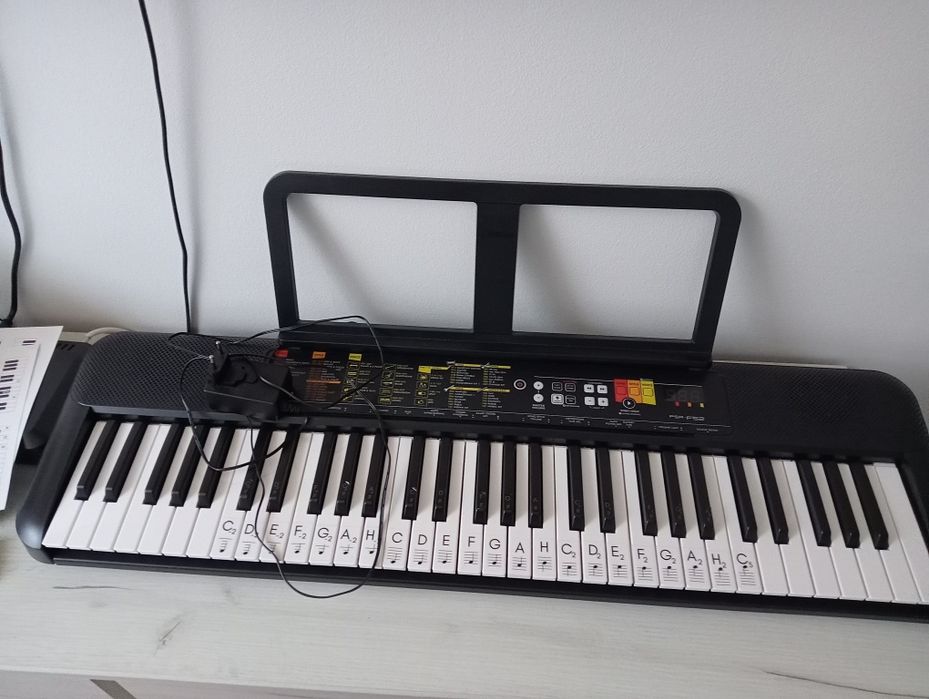 Keyboard Yamaha PSR-F52