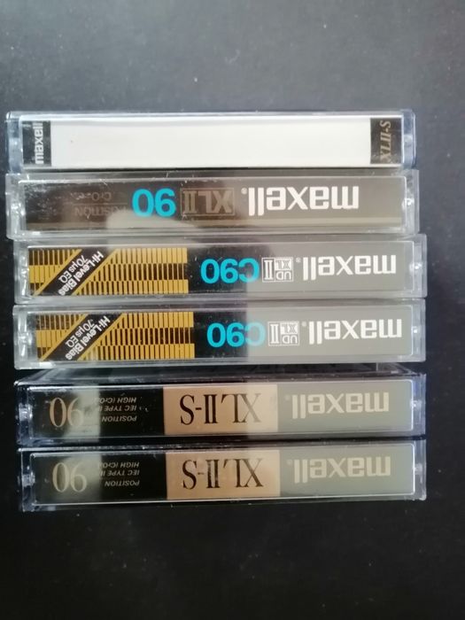 Аудиокассеты Maxell