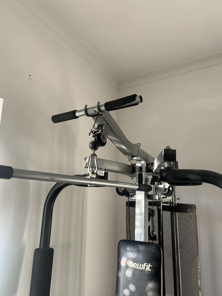 maquina multifuncional ginasio