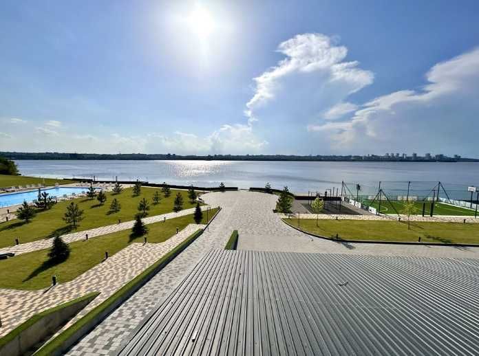 Продам 2к квартиру после строителей ЖК Comfort City Lagoon
2-я секция