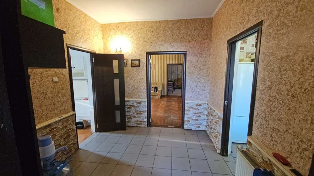 Добротний капітальний будинок - Яготин. Є ВІДЕООГЛЯД.