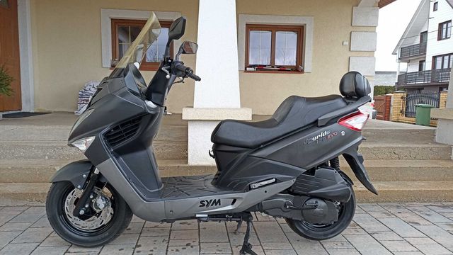 Sym Jouride 125 Evo , rok 2016