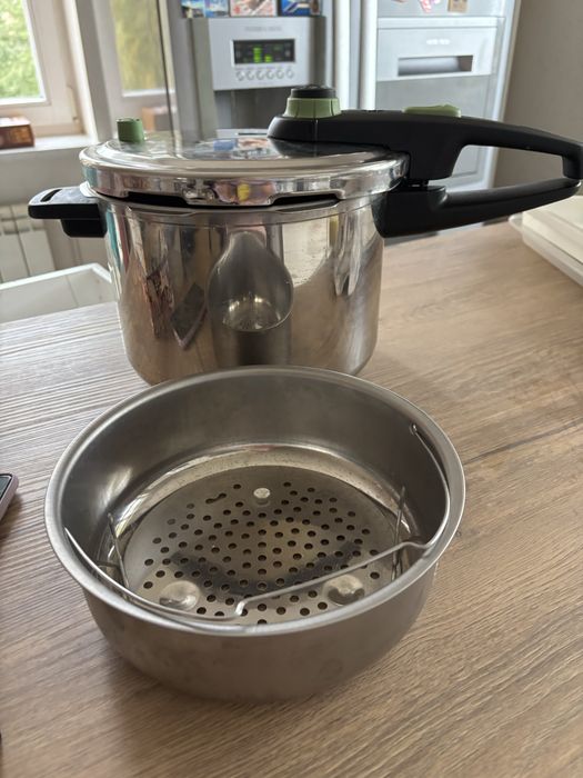 Szybkowar tefal 6 litrów