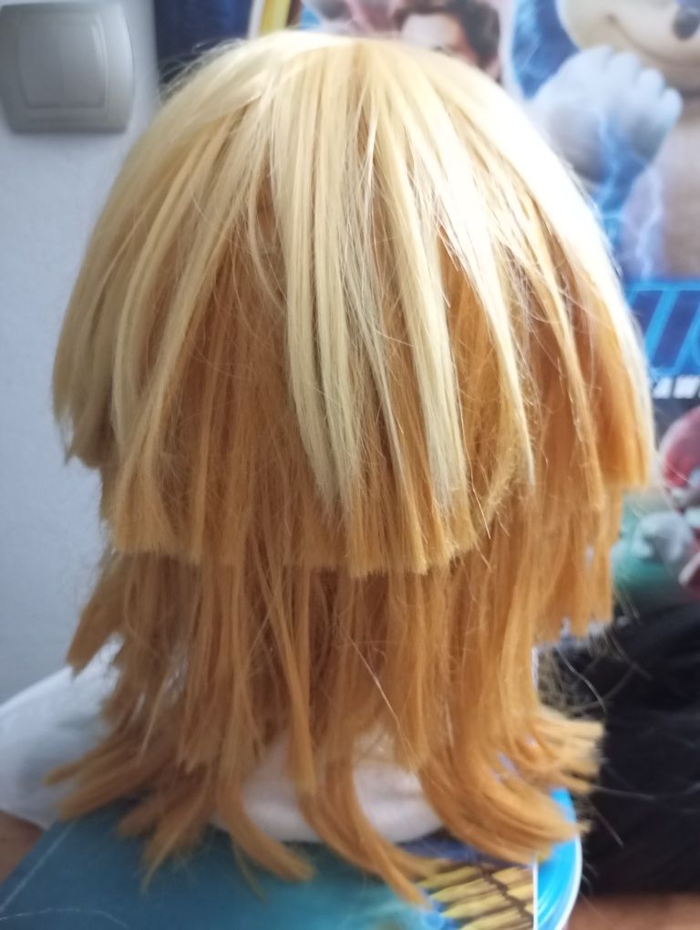 peruka zenitsu cosplay