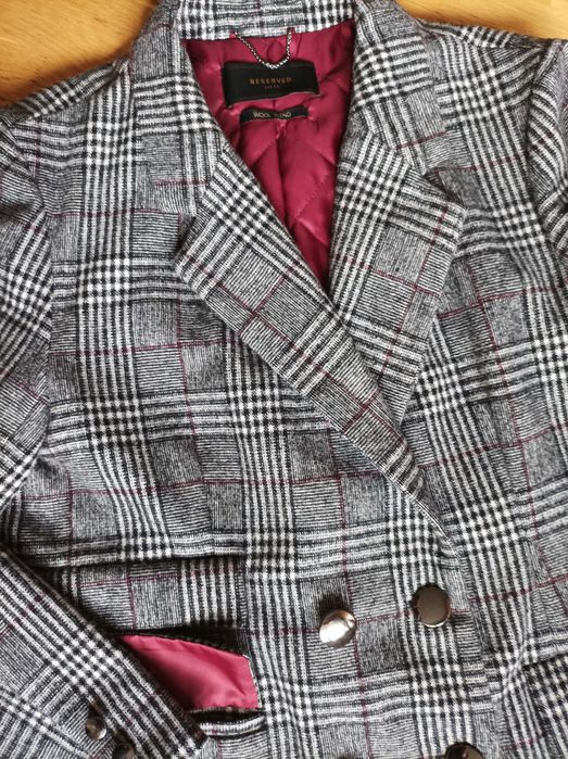 Стильне жіноче пальто бренду "RESERVED" р.50