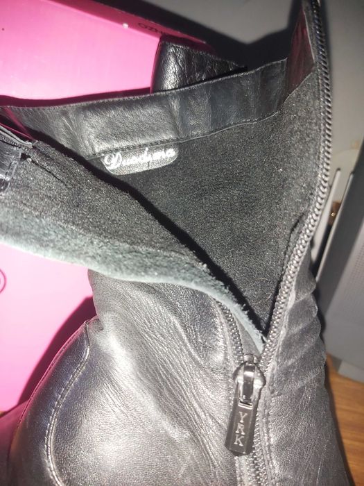 Продаються осінньо-весняні шкіряні ботіночки 37р.недорого