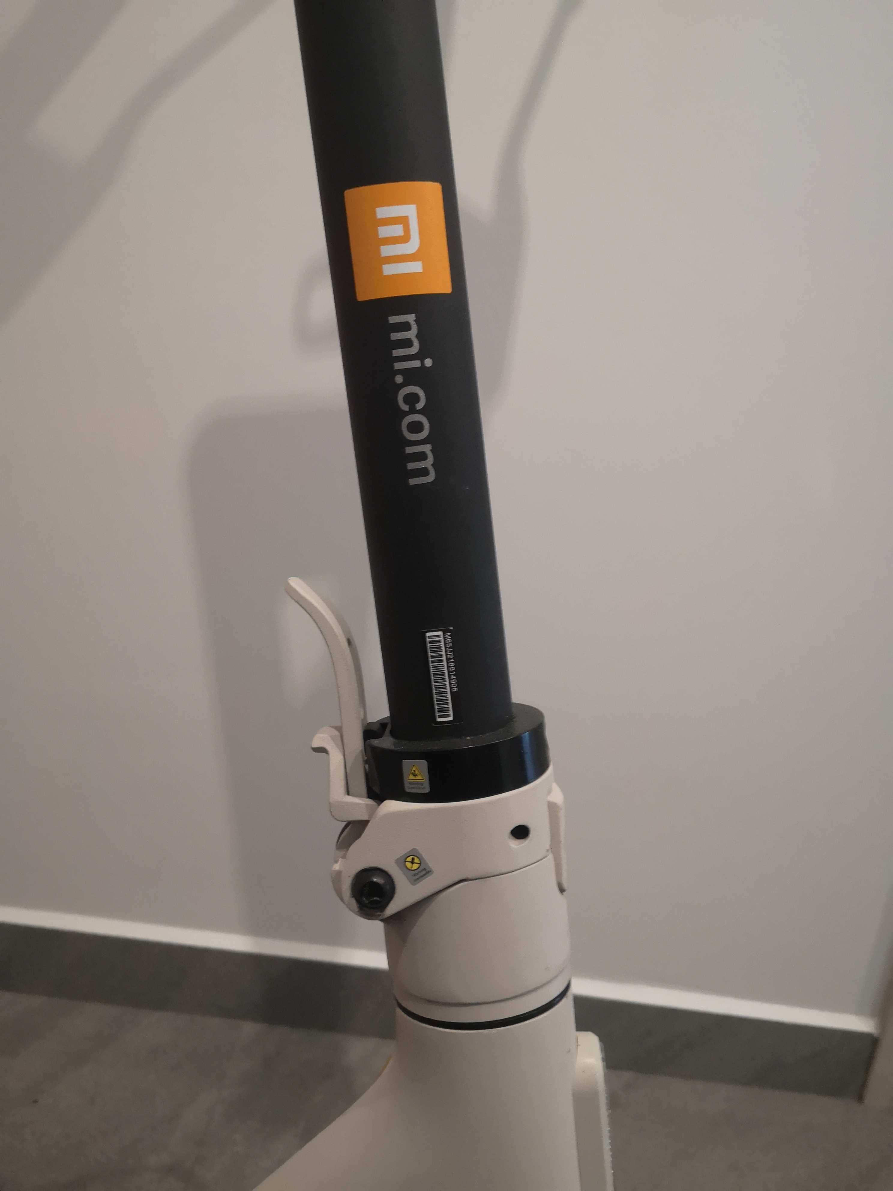 Hulajnoga elektryczna Xiaomi mi scooter 3