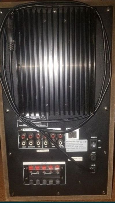 Запчасти на сабвуфер  колонки Genius SW-HF5.1  Home Theatre