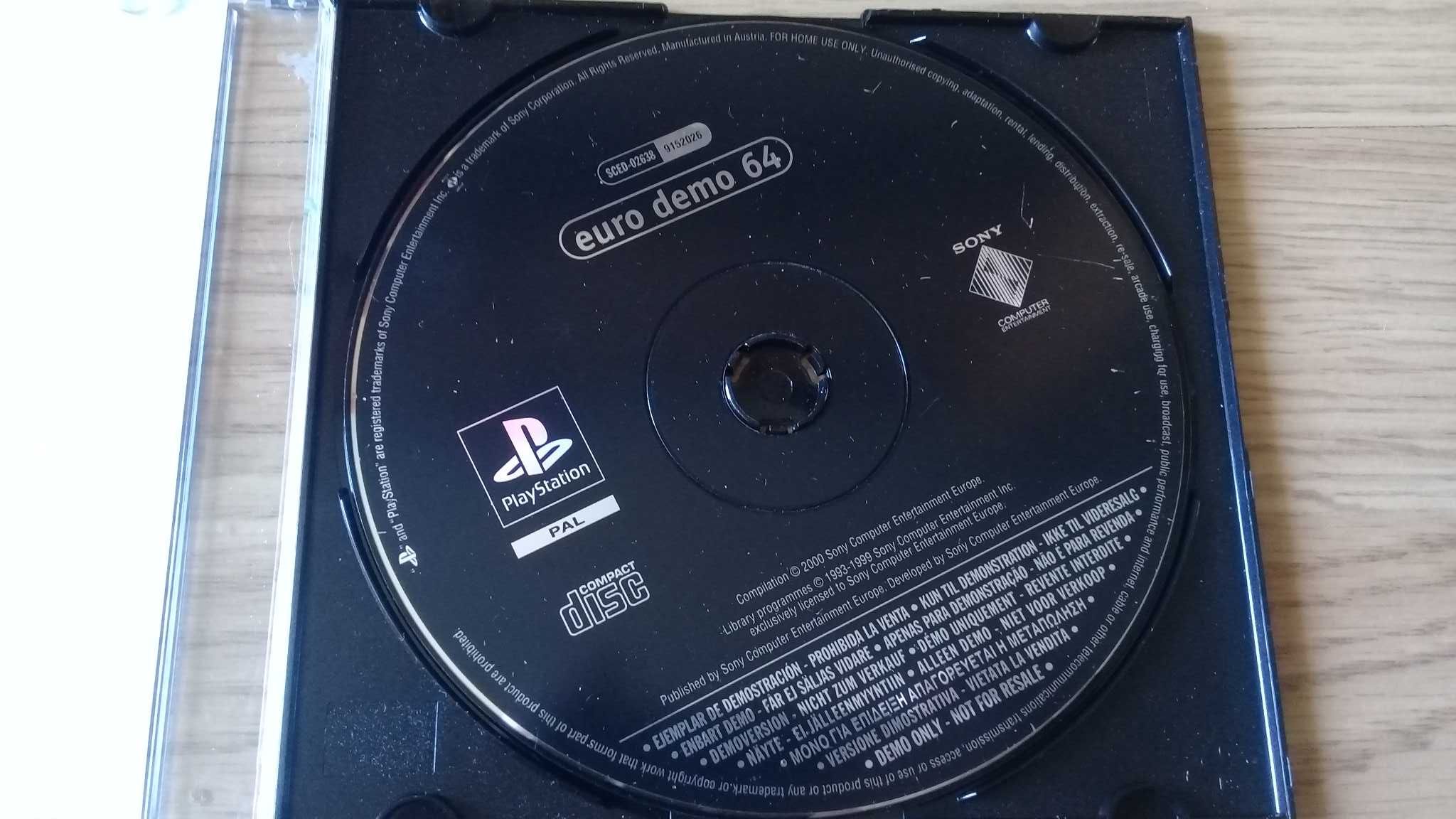 Płyta nr 64 na PlayStation 1 z czasopisma PlayStation Magazyn z lat 90