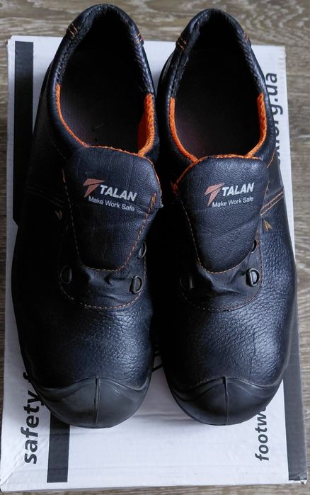 Рабочие туфли с железным носком