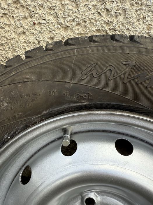 Диски з резиною 185/65R14 4x108 Dia 65,1