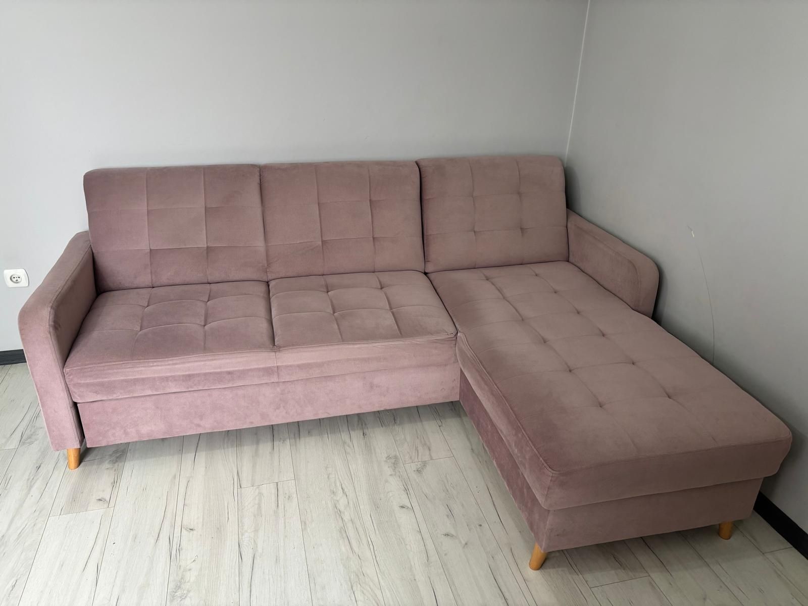 Naroznik z funkcją spania