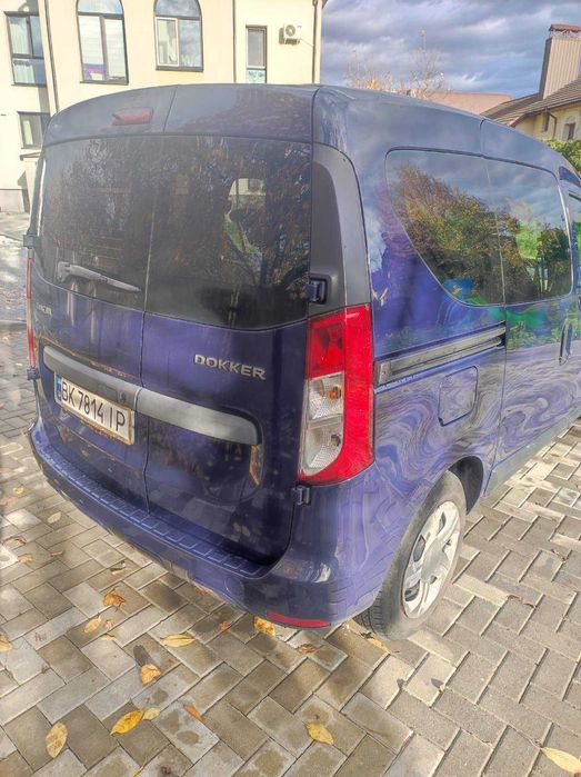 Автомобіль Dacia Dokker 2014 рік
