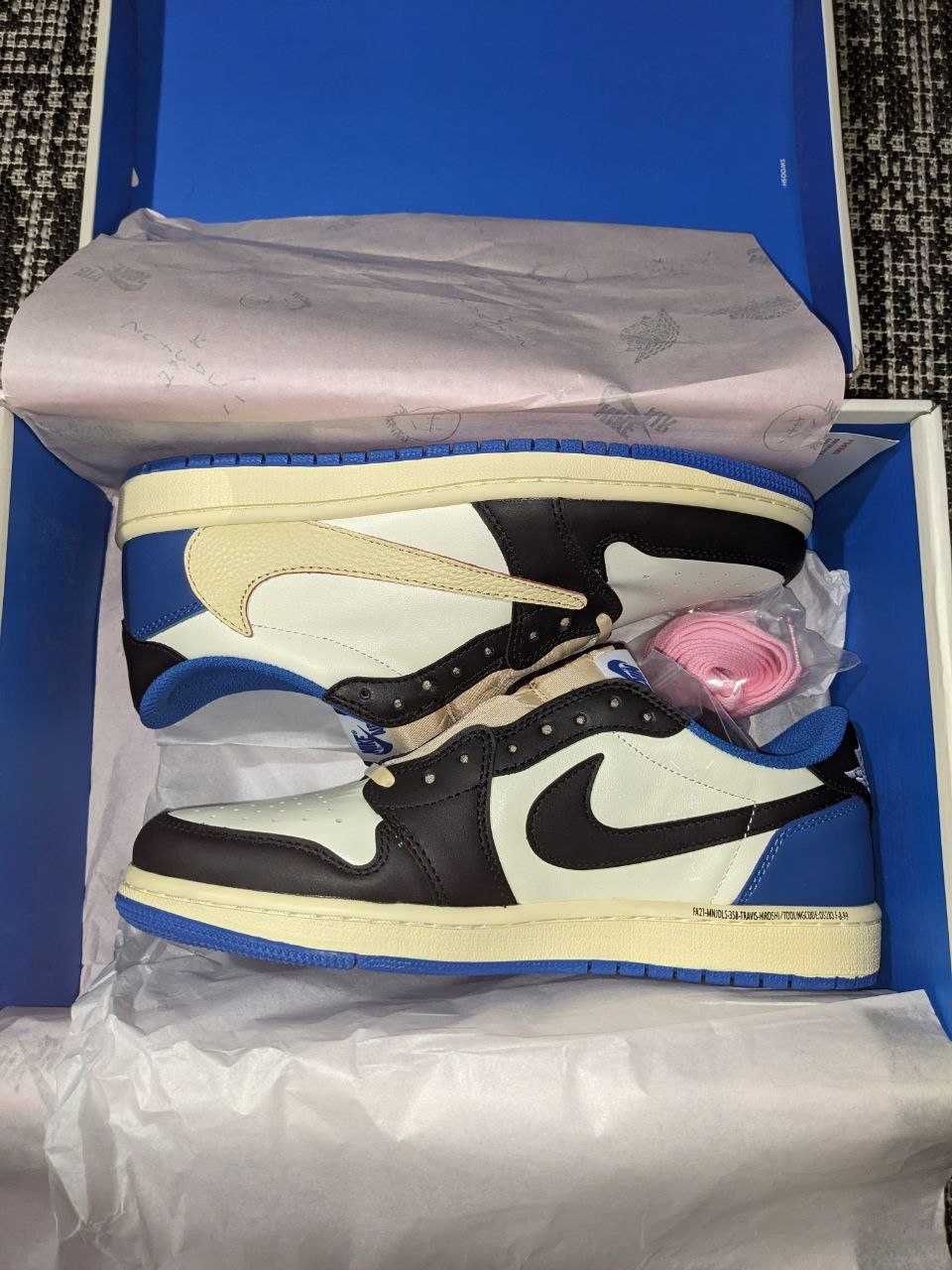 Nike Air Jordan 1 Low Sp Fragment Travis Scott + box