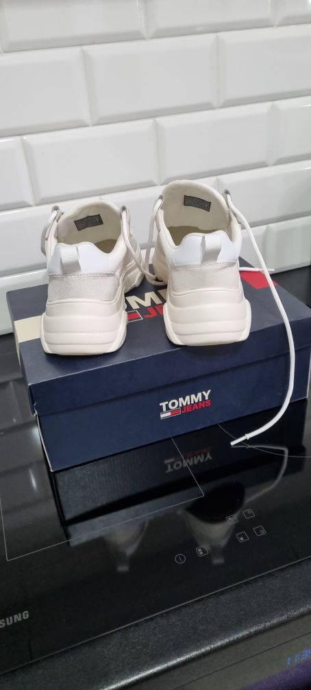 Buty tommy jeans  41