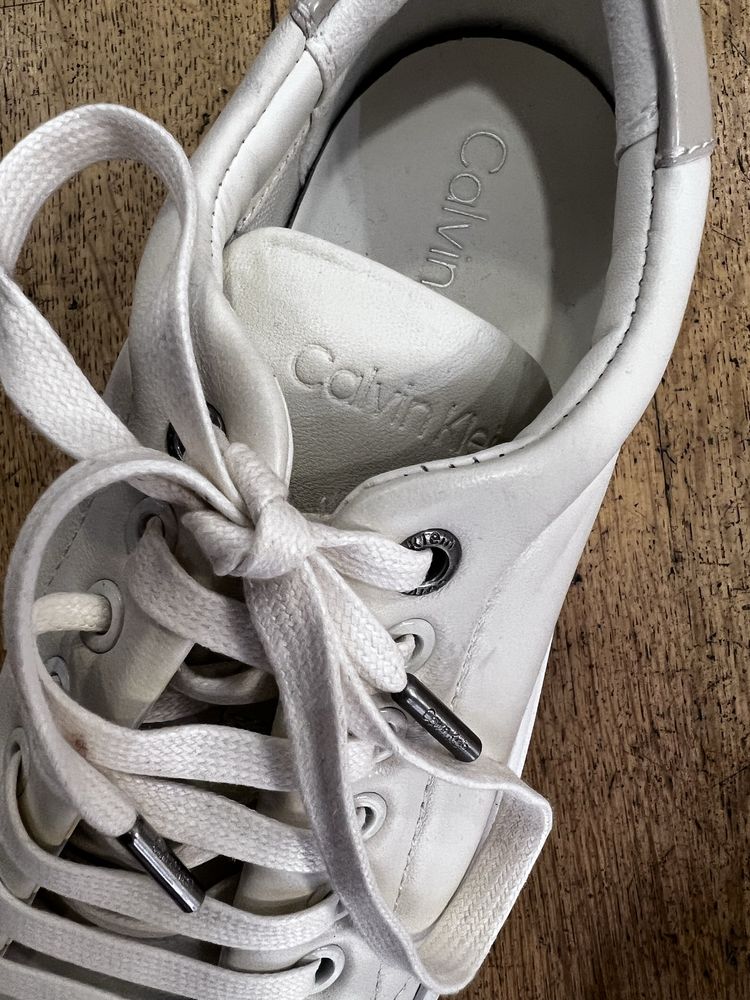 Ténis pele Calvin Klein T.36 - NOVO
