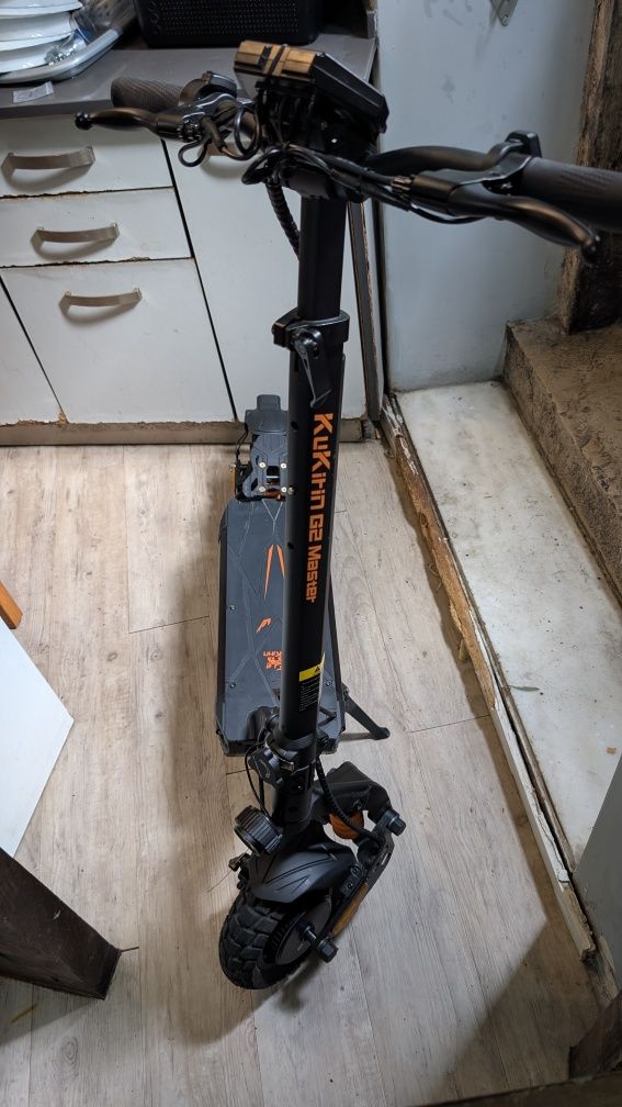 Trotinete elétrica kukirin g2master.