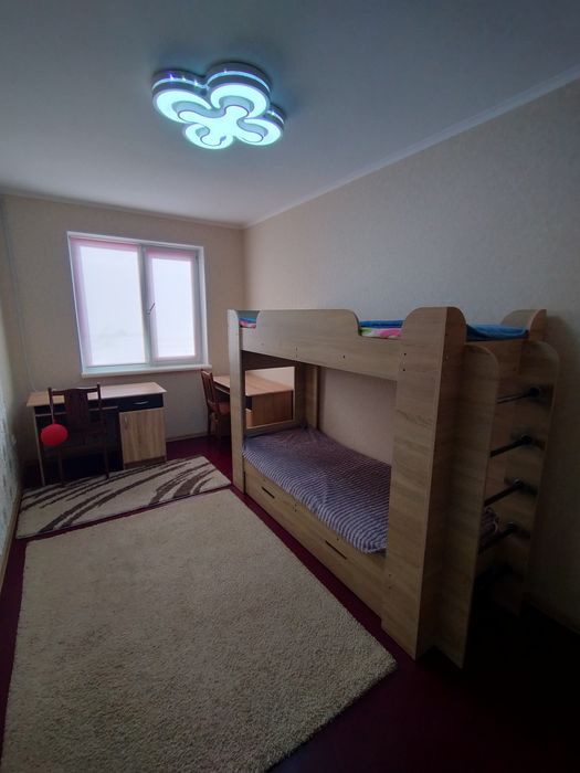 Сдам 3 комнатную квартиру в районе пед Универа ул.Виталия Матусевича