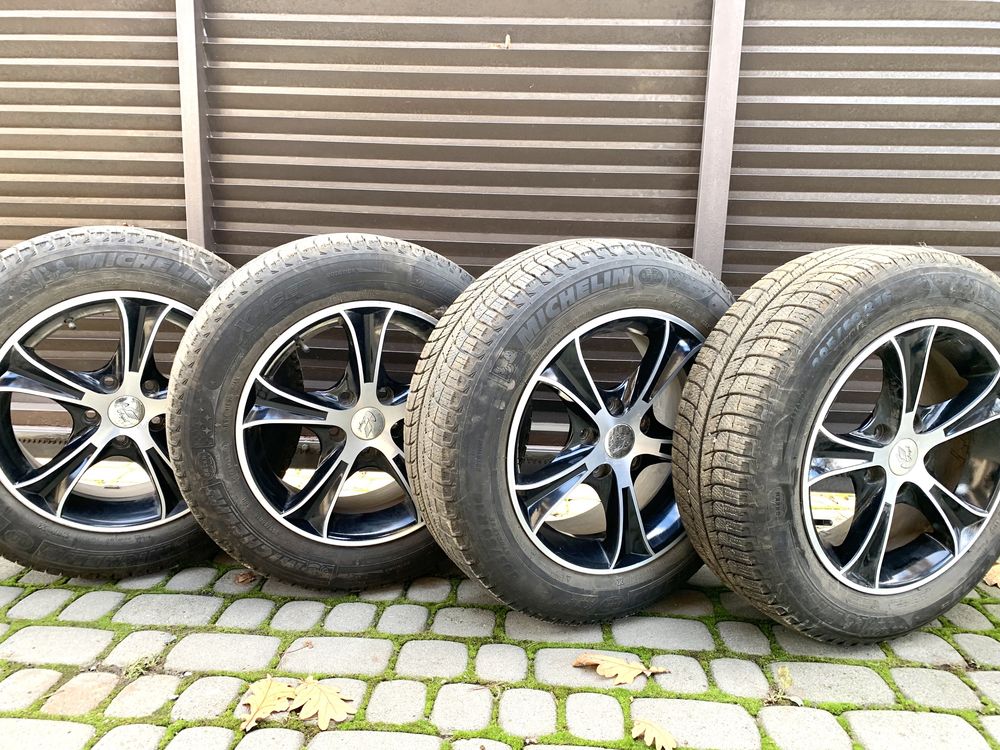 Резина з дисками Michelin 205/60 R16