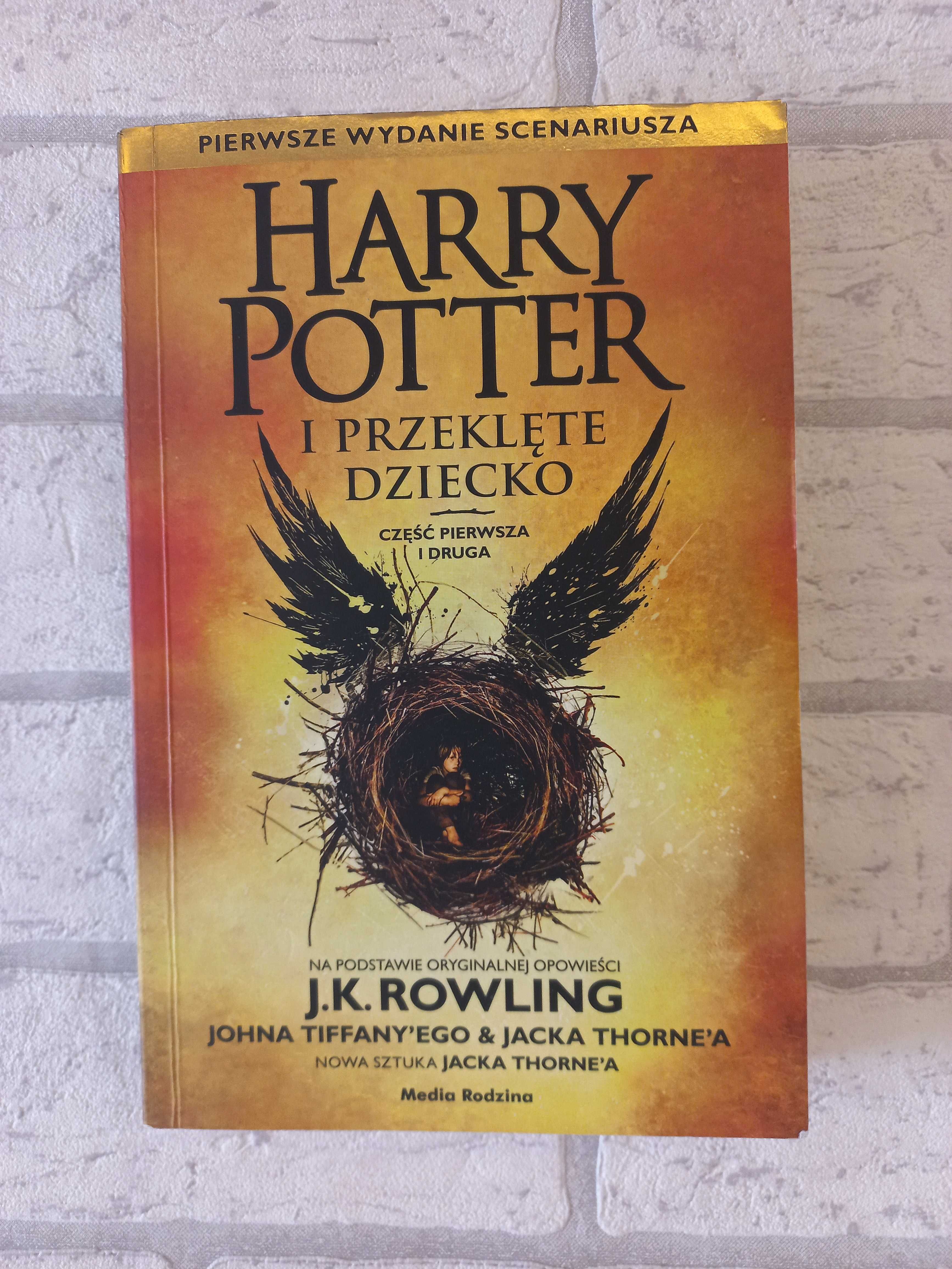 Książka Harry Potter i przeklęte dziecko część 1 i 2 Rowling Kolekcja